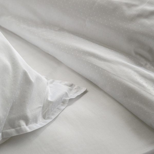 Bed Linen Satin Jacquard Plumetis Cotton 130 Grs M2 Professional Hotel Linvosges Hotellerie 5