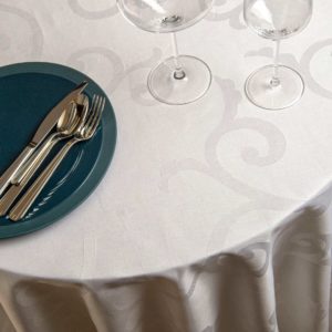 Round Arabesque Cotton Tablecloth 230 Grs M2 Professional Restaurant Linvosges Hotellerie 1