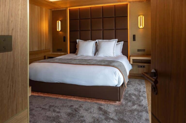 Comment faire un lit dans un hôtel de luxe ?